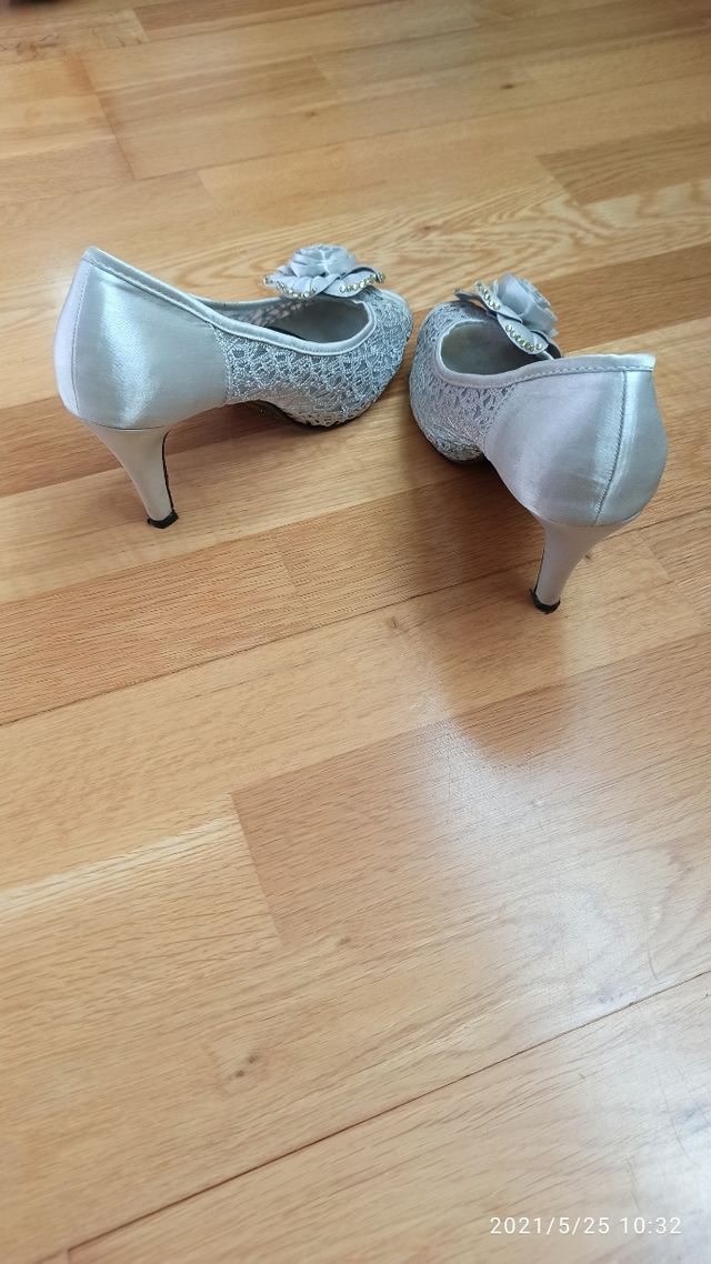 Zapato de fiesta. Número 36