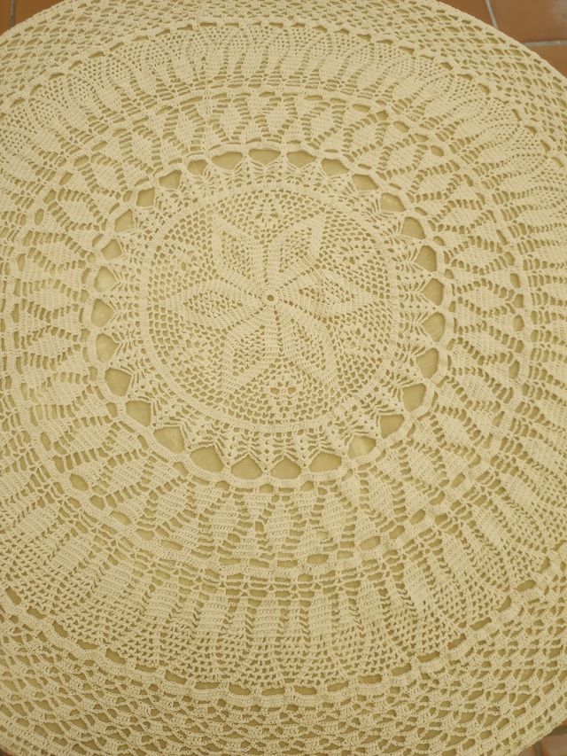 Mantel hecho a ganchillo