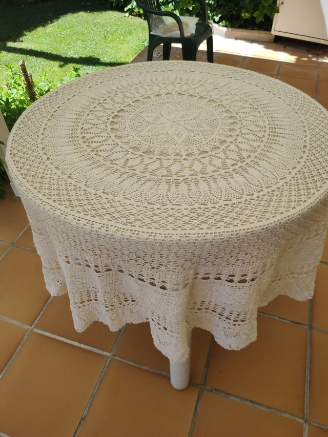 Mantel hecho a ganchillo