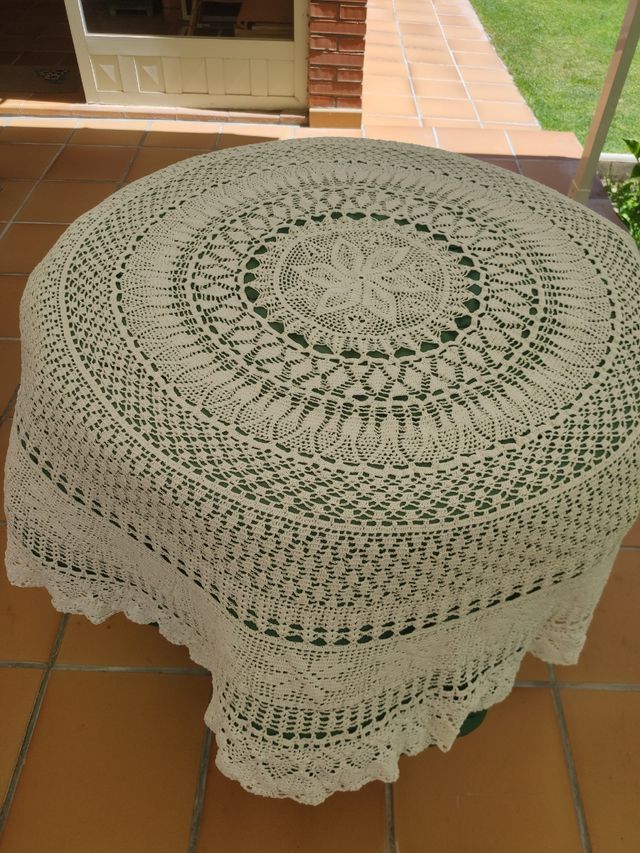 Mantel hecho a ganchillo