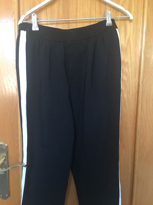 Pantalón negro fresco