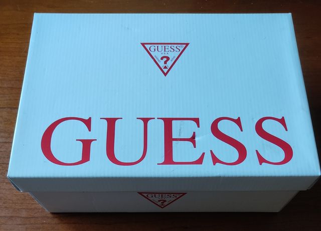Botas marca Guess número 35