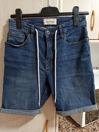 Pantalón vaquero corto, Pull \u0026amp; Bear de segunda mano por 8 EUR en  Alicante en WALLAPOP