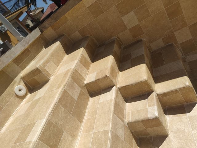 Piscinas de Lámina Armada y Obra