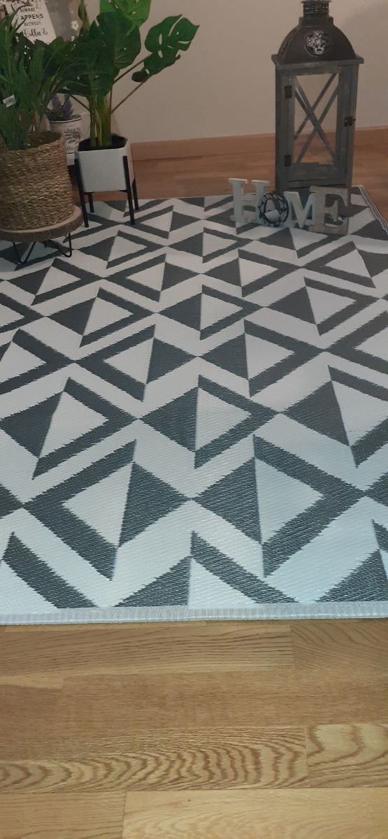 Alfombra exterior 120x180 de segunda mano por 24 € en Donostia-San