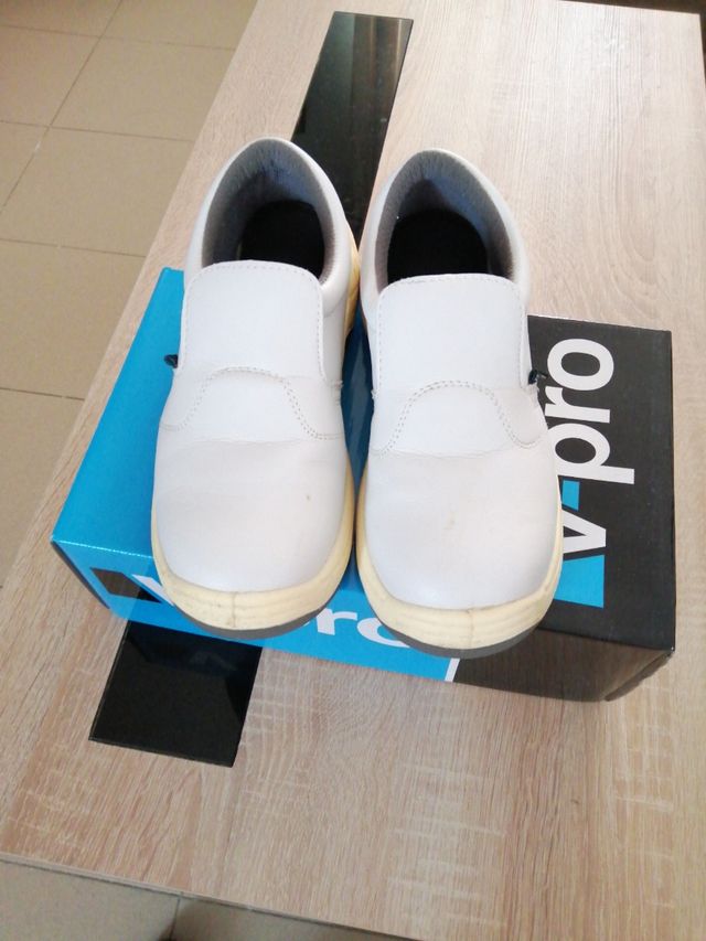 zapato de seguridad para hosteleria