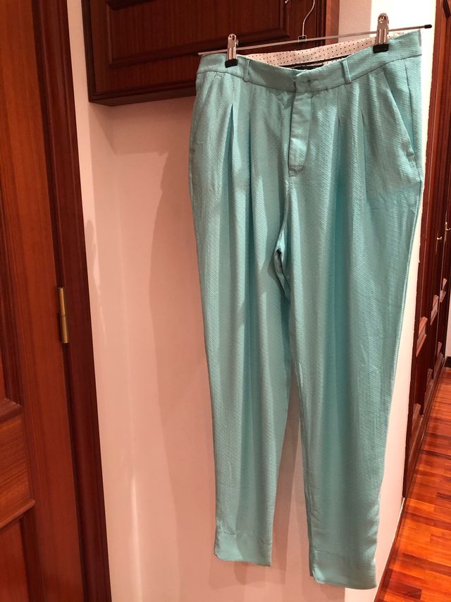 Pantalón color verde agua turquesa nuevo talla 36