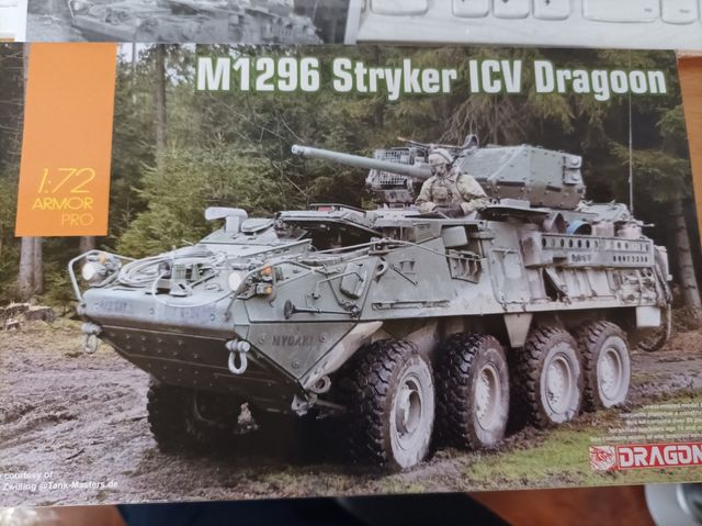 Maqueta tanque Stryker 1/72
