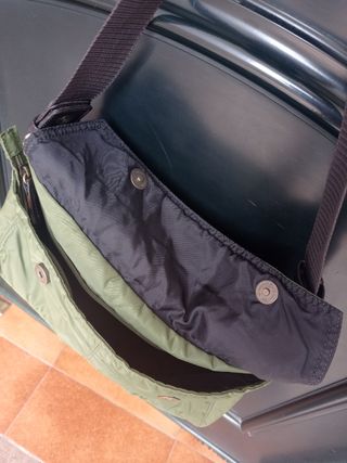 Bolso Adolfo Domínguez verde. de segunda mano por 15 EUR en Ronda en  WALLAPOP