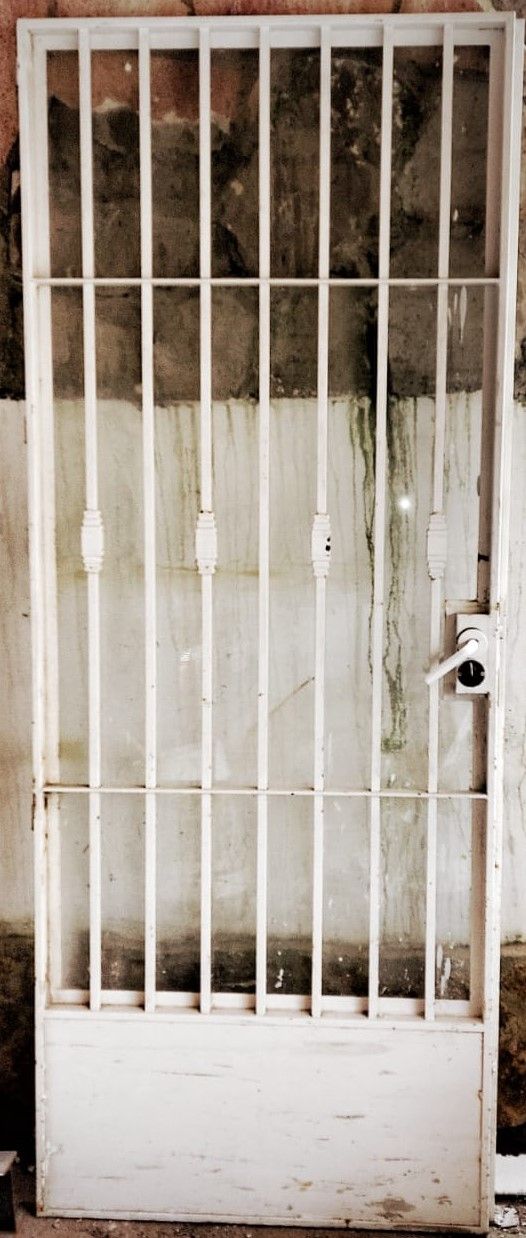 Puerta lavadero o cocina de segunda mano por 150 € en Córdoba en WALLAPOP