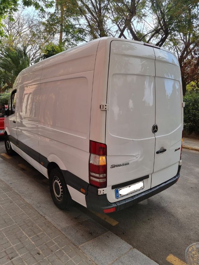 MercedesBenz Sprinter 2012 de segunda mano por 12.195 € en Barcelona MercedesBenz Sprinter 2012 de segunda mano por 12.195 € en Barcelona