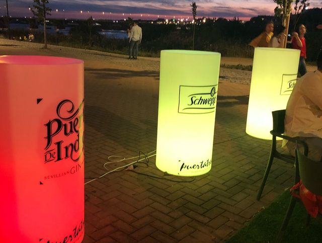 Mobiliário led liquidacion