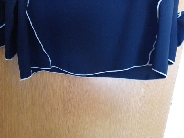 Top azul marino de zara