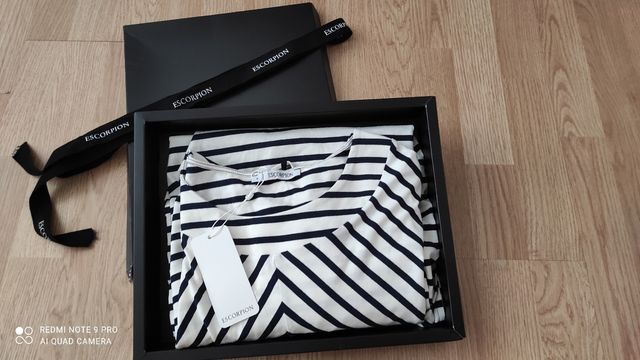 Vestido marca ESCORPION con etiqueta talla S