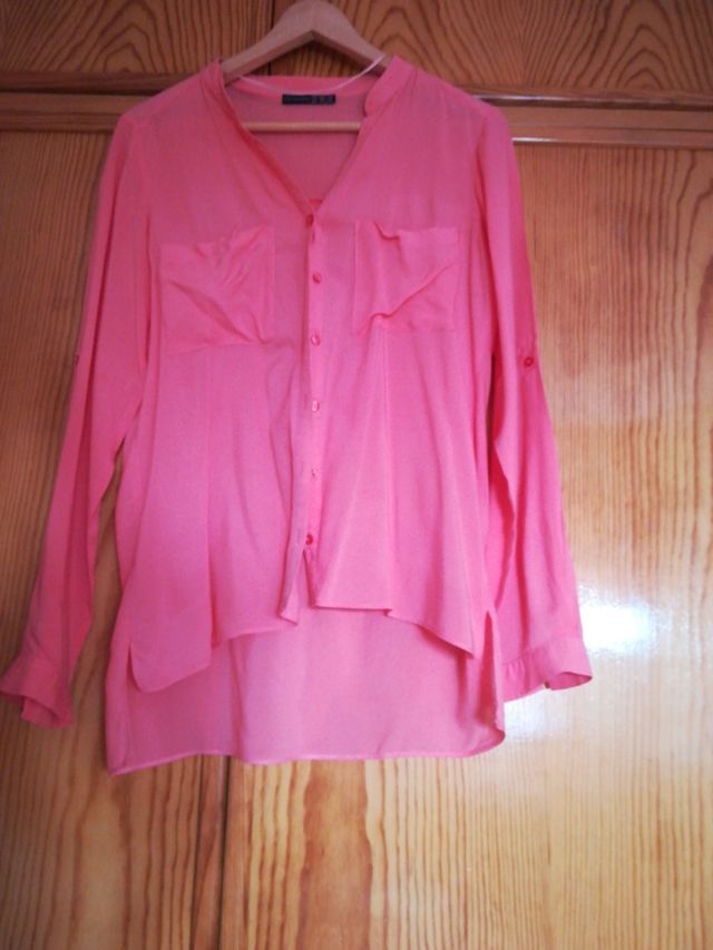 Camisa rosa fina
