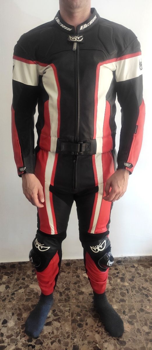 Mono Berik (con funda)