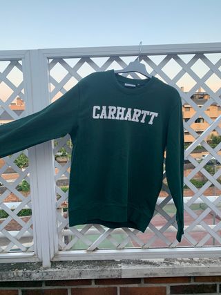 Sudadera Carhartt de segunda mano por 25 EUR en Pozuelo de Alarcón en  WALLAPOP