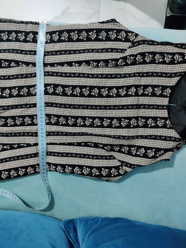 Oferta finde. Vestido boutique, talla 38 Nuevo