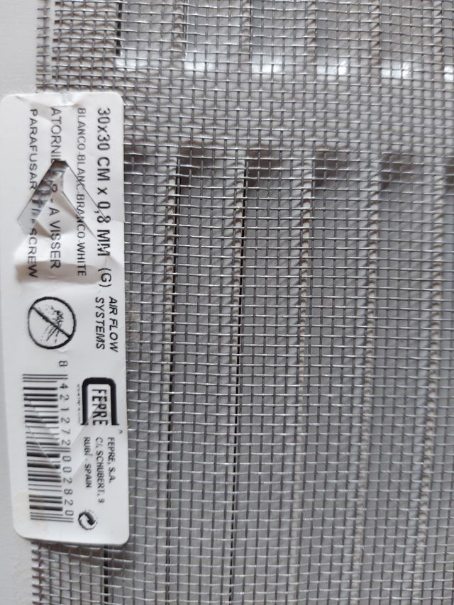 Rejilla ventilación mosquitera