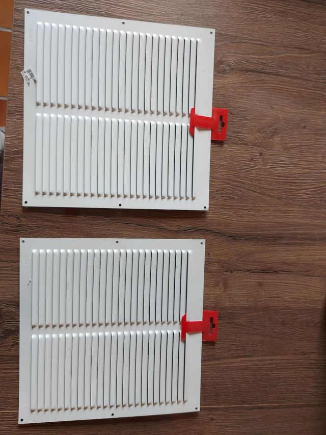 Rejilla ventilación mosquitera