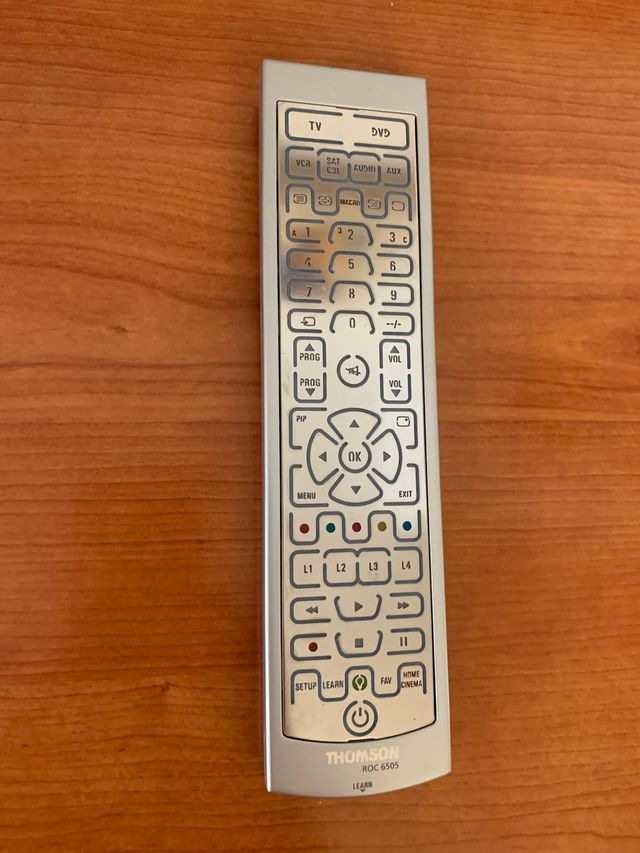 Mando universal táctil