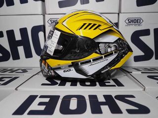 CASCO SHOEI YAMAHA R1 EDICIÓN LIMITADA de segunda mano por 195 EUR en  Málaga en WALLAPOP