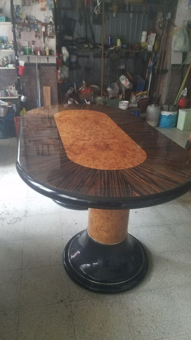 MESA DE COMEDOR DE ALTA CALIDAD