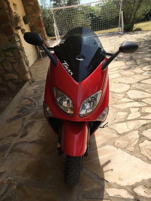 YAMAHA TMAX 2003 de segunda mano