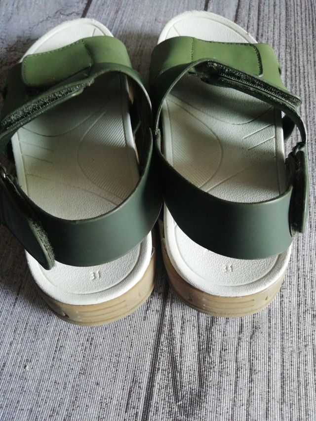 Sandalias 31