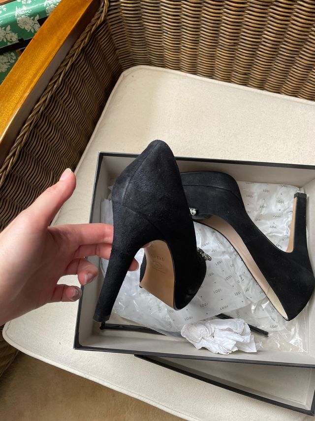 Zapatos Lodi salón tacón alto