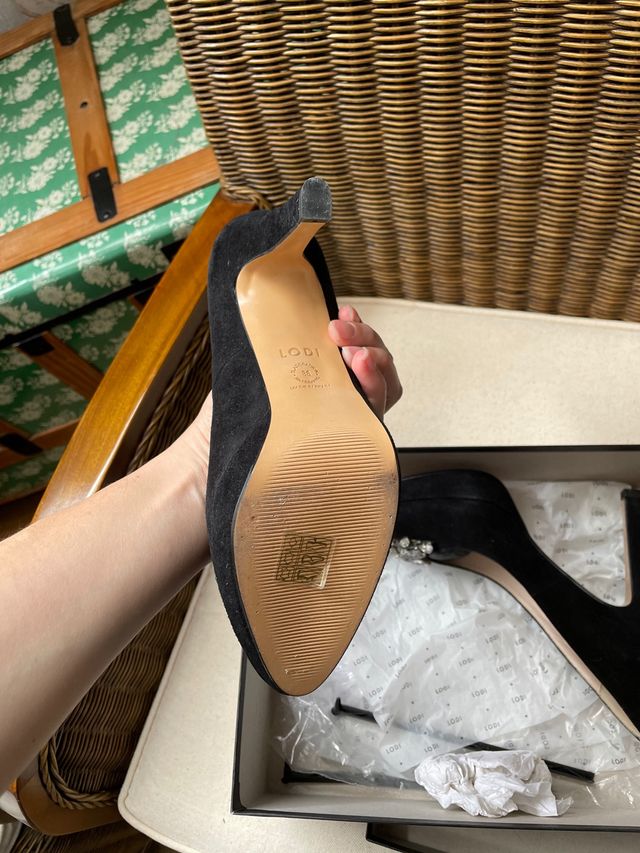 Zapatos Lodi salón tacón alto