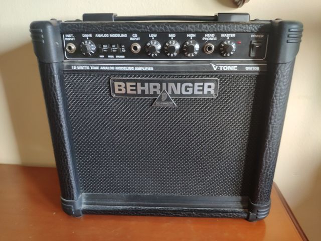 Amplificador Behringer