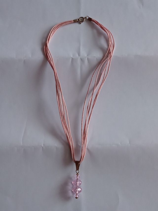 colgante rosa