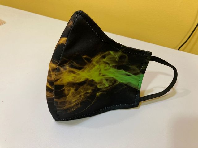 Mascarilla deportiva