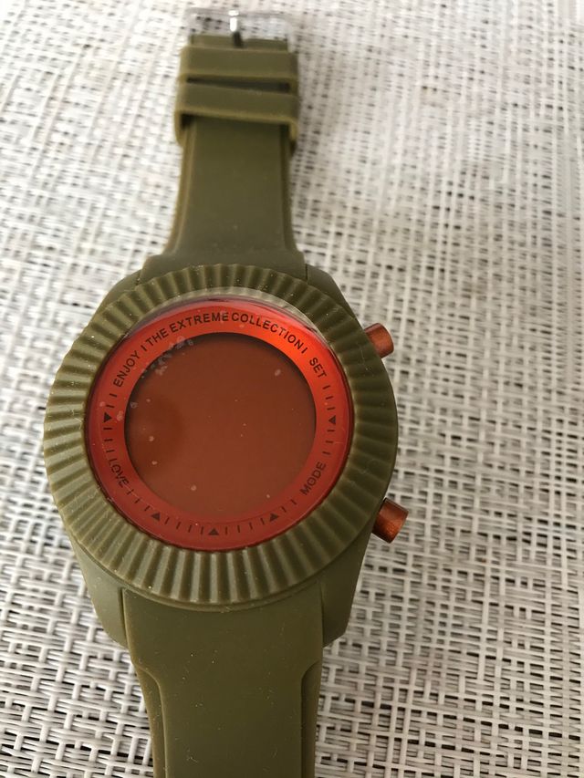 Relojes surtidos