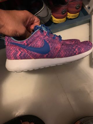 Zapatillas Nike mujer talla 36 de segunda mano por 12 EUR en Marbella en  WALLAPOP