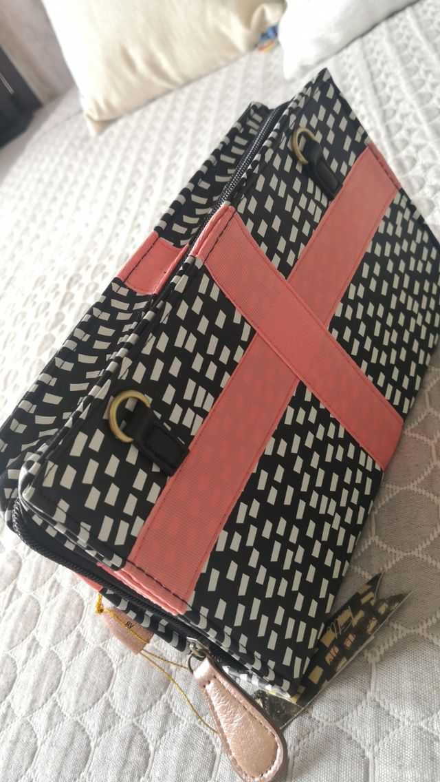 Bolso bandolera o de mano