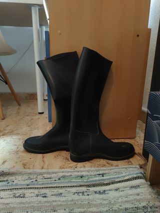 Botas hípica de segunda mano por 10 EUR en Valencia en WALLAPOP