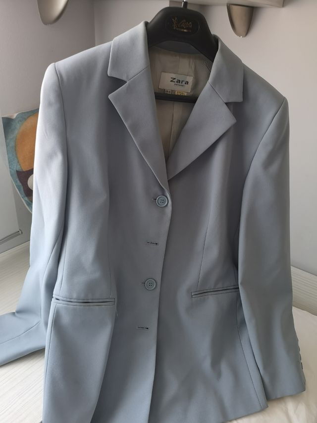 Americana Zara 40 celeste, tendenza completa