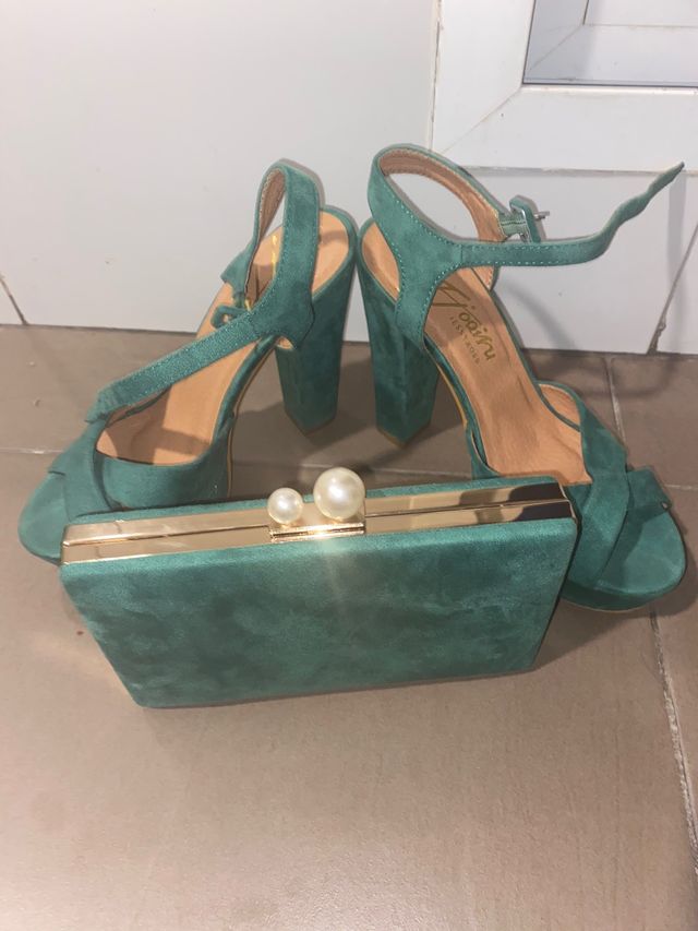 Conjunto de bolso de mano y zapatos 