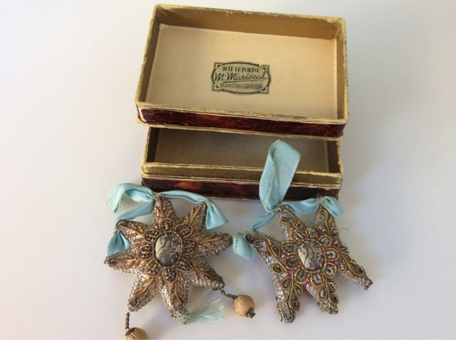 DOS ESCAPULARIOS VIRGEN DEL CARMEN BORDADOS A MANO