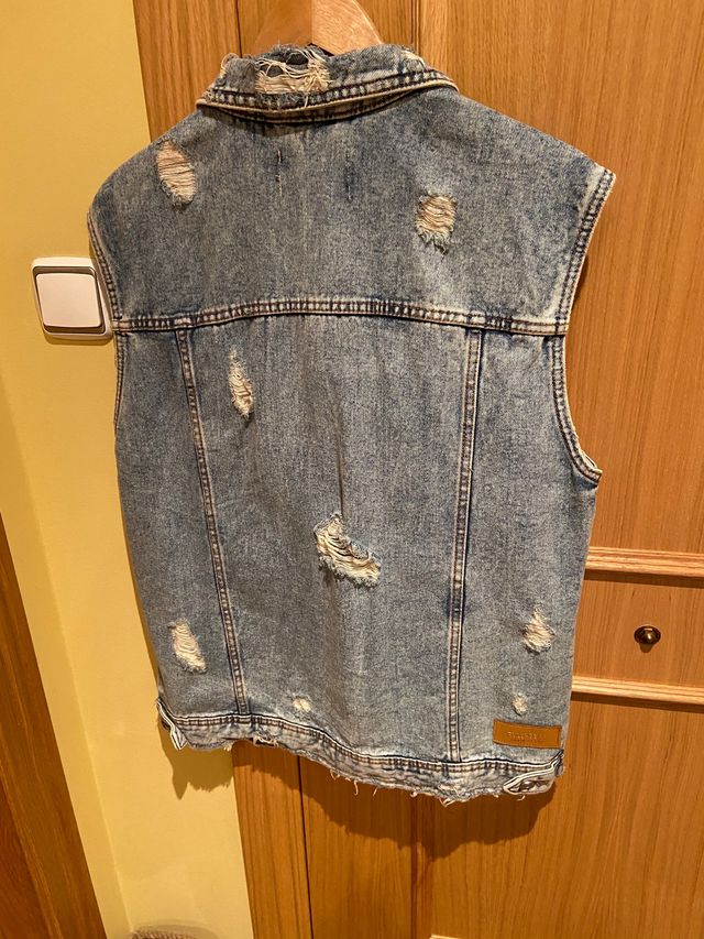 Chaleco Pull & Bear talla XL a estrenar