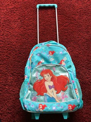 Mochila ruedas Disney La Sirenita de segunda mano por 14 EUR en  Vitoria-Gasteiz en WALLAPOP