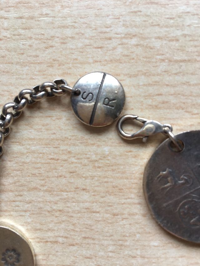 Pulsera marca "Sin Receta"