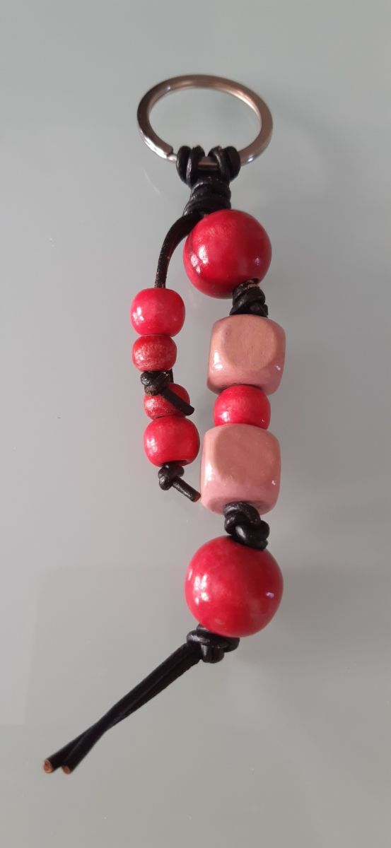 Llavero rosa ligero y muy bonito 12cm