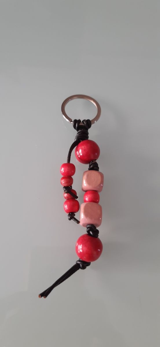 Llavero rosa ligero y muy bonito 12cm