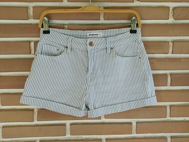 Shorts STRADIVARIUS