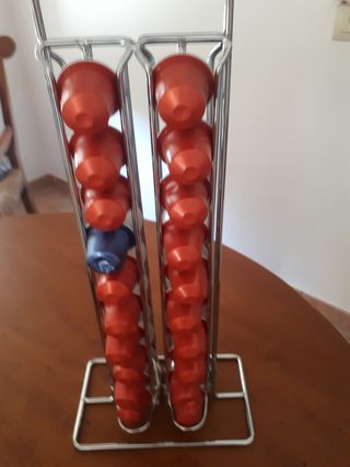 Dosificador cápsulas Nespresso de segunda mano por 3 EUR en Mairena del  Aljarafe en WALLAPOP