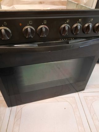 HORNO ELECTRICO BALAY de segunda mano por 35 EUR en Barcelona en WALLAPOP