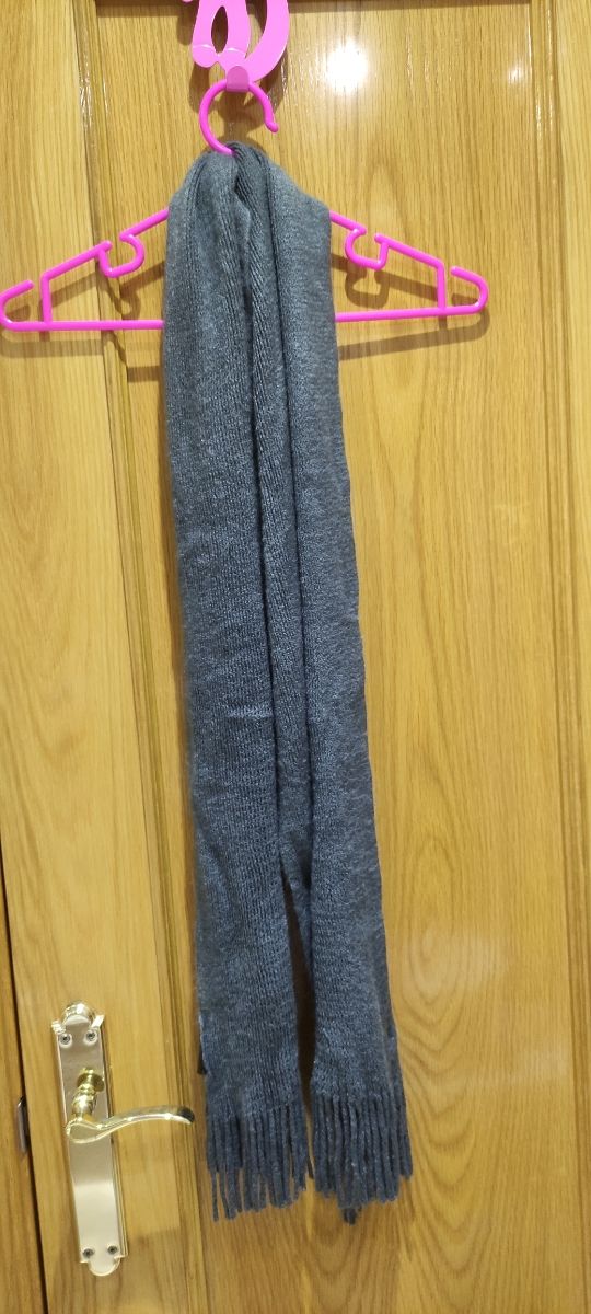 Bufanda gris
